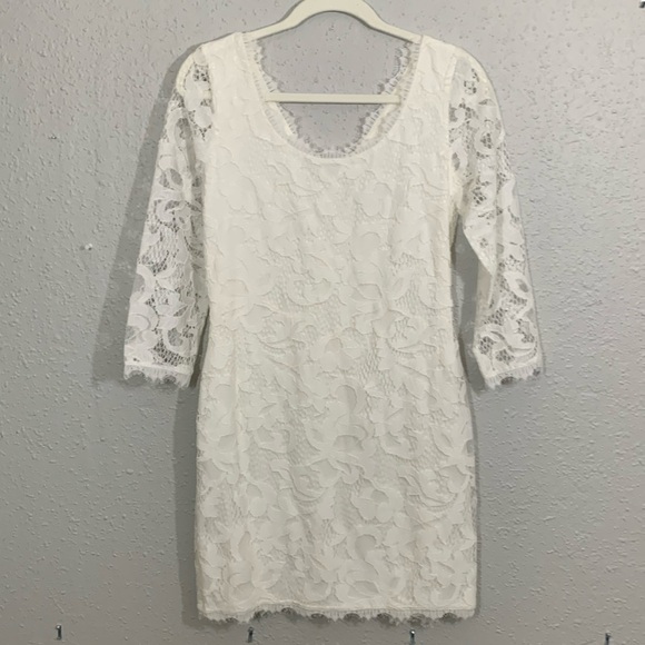 'Diane Von Furstenberg Zarita' Lace White Sheath 3/4 Sleeve Dress size 4 - Picture 3 of 15